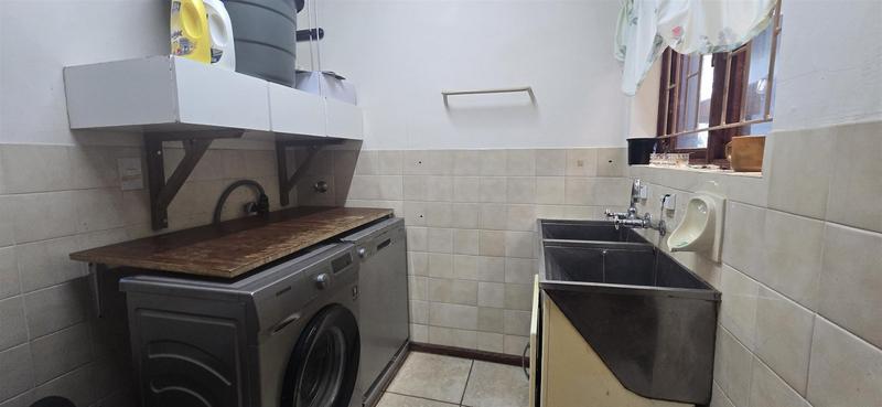 4 Bedroom Property for Sale in Outeniqua Strand Western Cape